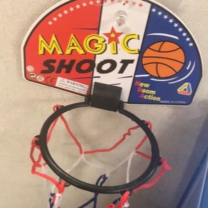 Meet your Posher, Cliff